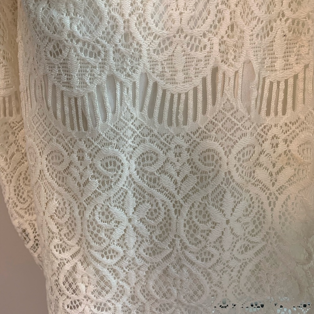 LF Flower Lace Formal Dress - Picture 8 of 9